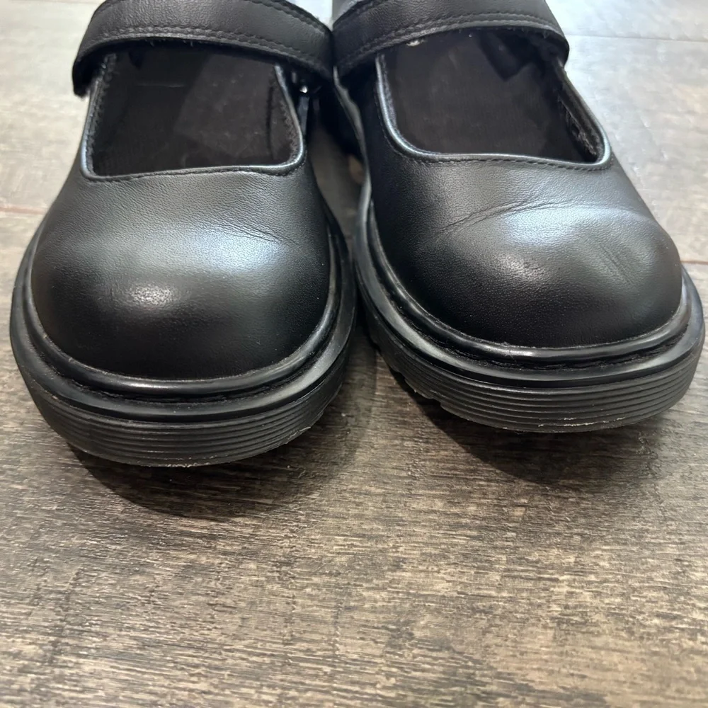 Black Dr Martens Mary Jane’s Big Kids - Picture 2 of 5